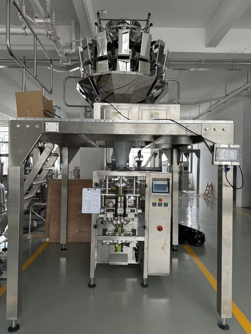 Vertical Packing Machine with  - огляд і ціна Food Packed Snacks